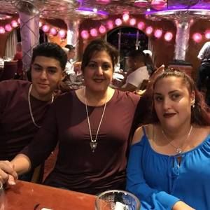 Meet your Posher, Jael